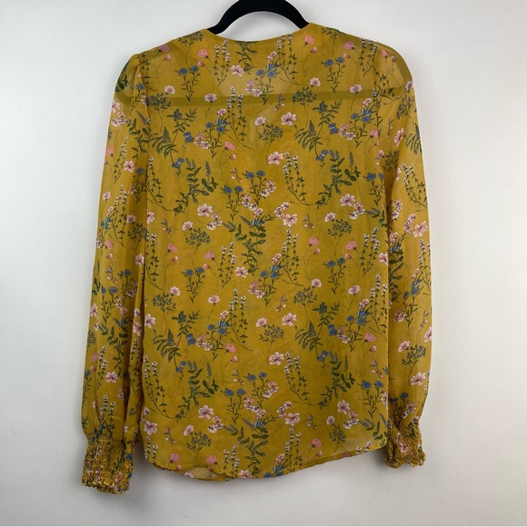 Justfab Floral Sheer Blouse Size Small - Picture 4 of 6